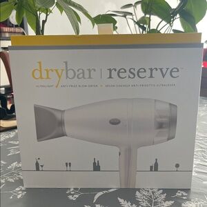 *NEW* Drybar reserve Blow Dryer